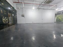 The Commerze@irving (D13), Retail #458142301